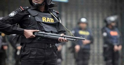 Attacked RAB members, 4 RAB men injured, vehicle vandalized, arrested 15 in Ctg
