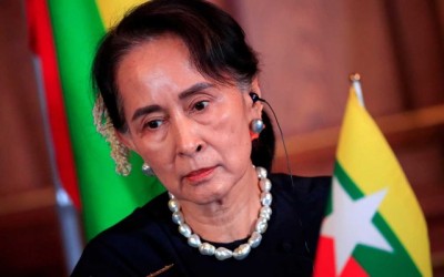 In rare comments, Myanmar's Suu Kyi urges people to 'be united'