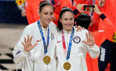 US rolls to women’s hoops gold medal in Bird’s last Olympics