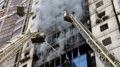 Building blaze 'under control in Banani fire