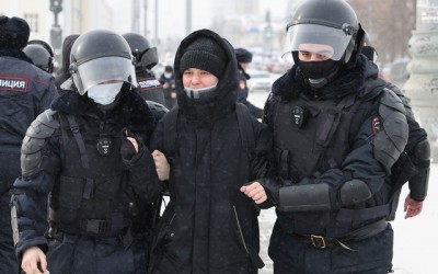 More than 559 people detained at anti-war protests in Russia