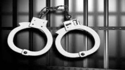 2 held as organised gang busted in Bashundhara