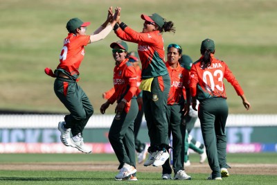 Tigresses taste first World Cup victory by beating Pakistan