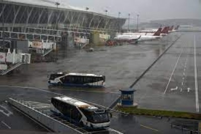 Typhoon In-fa hits China’s east coast, canceling flights