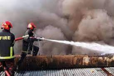 Leather factory in Narayanganj catches fire